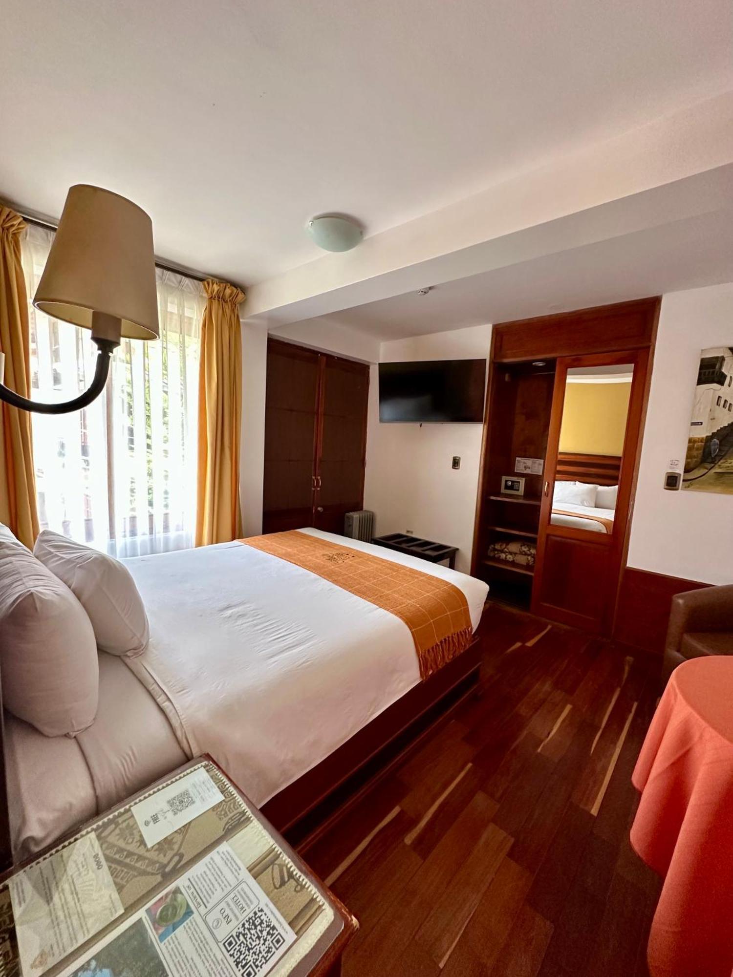 Hotel Mabey אורובמבה מראה חיצוני תמונה